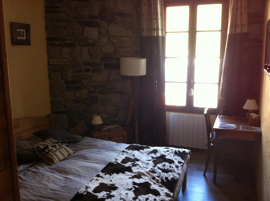 Au Chant Des Marmites Saint-Lary-Soulan Rom bilde